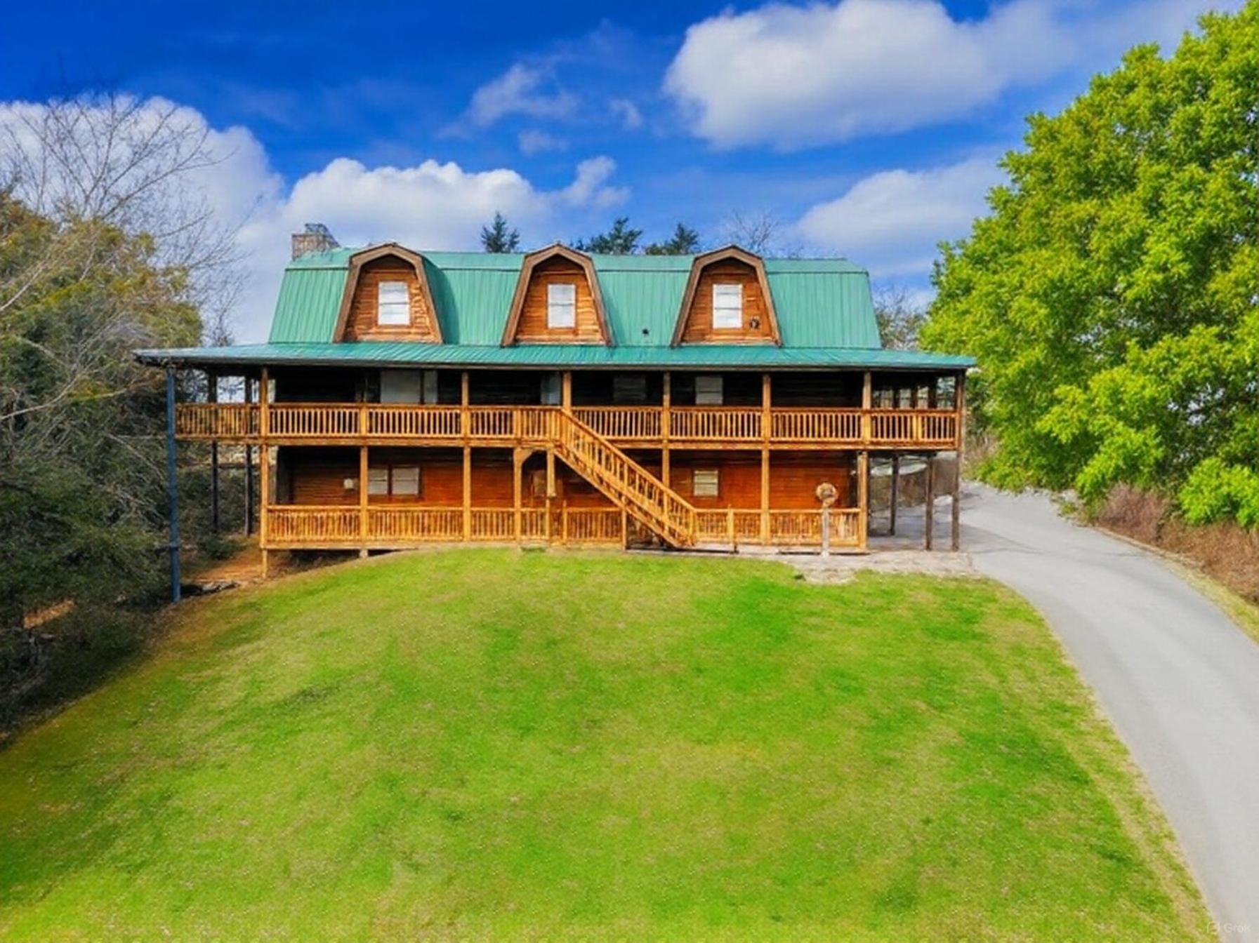 Smoky Bear Lodge With Guest House, Hot Tub, 1089 Free Tickets Each Paid Day, Dollywood And More Sevierville Exterior foto
