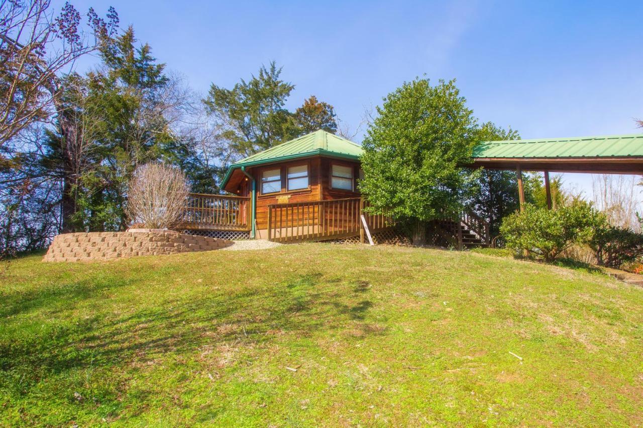 Smoky Bear Lodge With Guest House, Hot Tub, 1089 Free Tickets Each Paid Day, Dollywood And More Sevierville Exterior foto